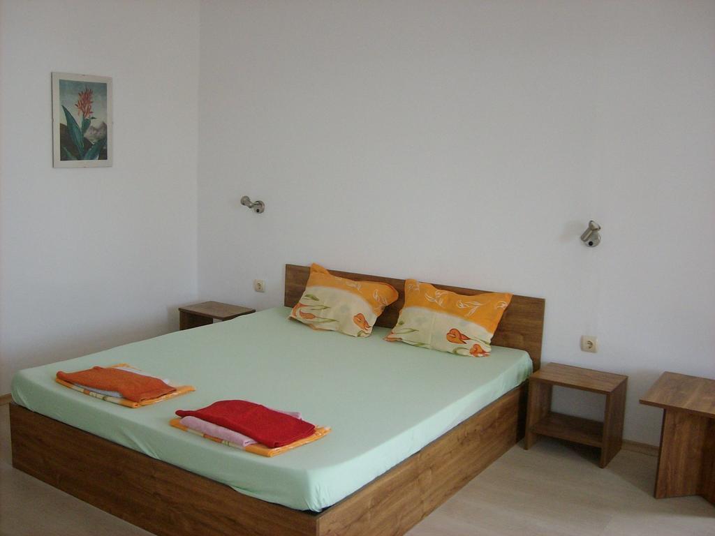 Hotel Neven Πριμόρσκο Δωμάτιο φωτογραφία