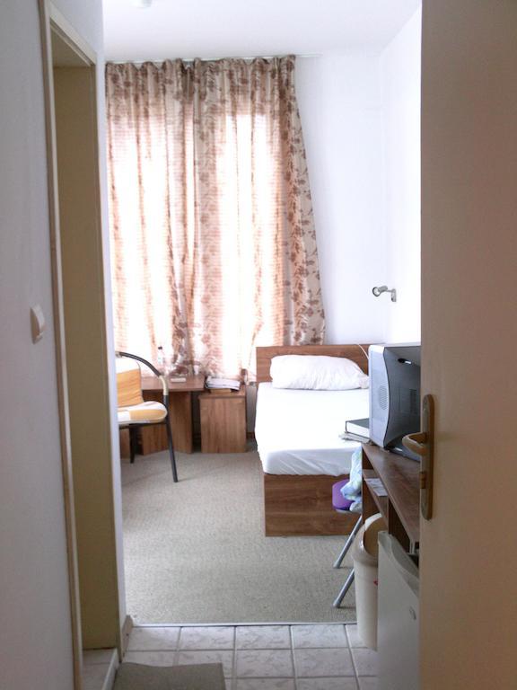 Hotel Neven Πριμόρσκο Εξωτερικό φωτογραφία