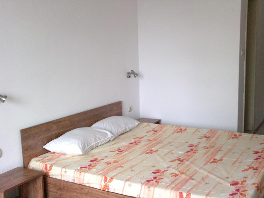 Hotel Neven Πριμόρσκο Δωμάτιο φωτογραφία